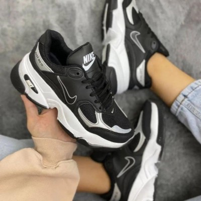 Nıke New Just Siyah